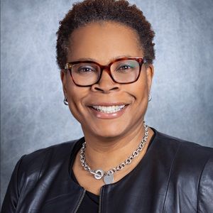 Meet your Posher, Regina